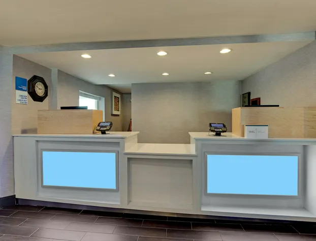 Holiday Inn Express W-I40/Whitebridge Road by IHG hotel detail image 3