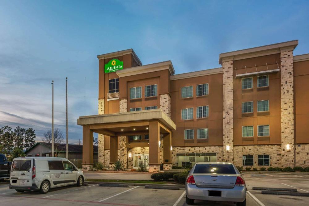 La Quinta Inn & Suites by Wyndham Houston Humble Atascocita hotel hero