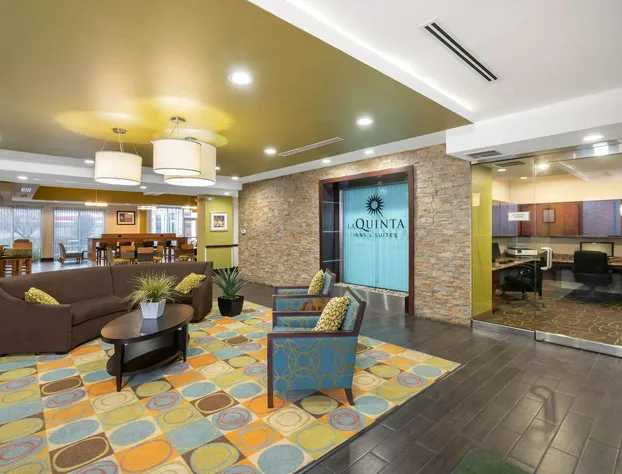 La Quinta by Wyndham Houston Willowbrook Vintage Park hotel detail image 4