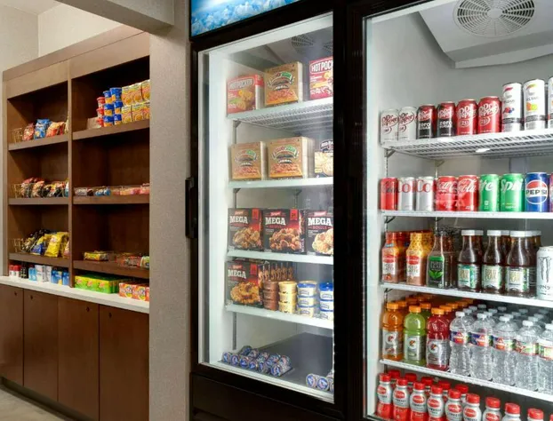 La Quinta Inn & Suites by Wyndham Stephenville hotel detail image 2