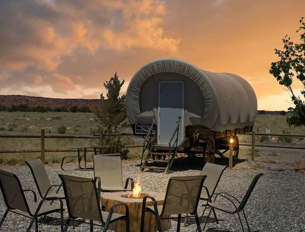 Broken Spur Inn & Steakhouse hotel detail image 1