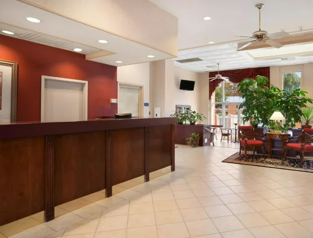 Baymont by Wyndham Warrenton hotel detail image 3