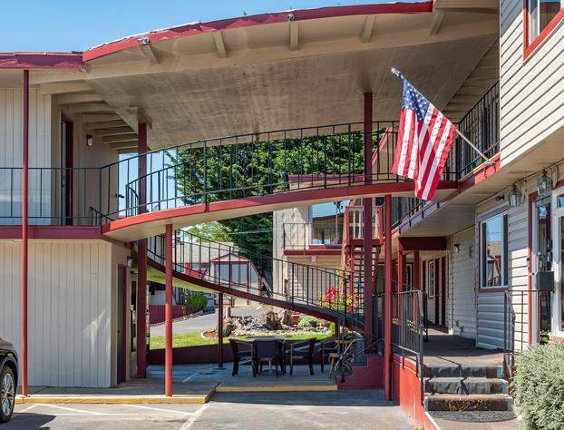 Riviera Inn Motel hotel detail image 3