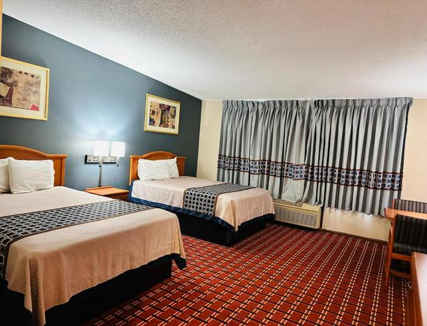 Regency Inn Hudson hotel detail image 3