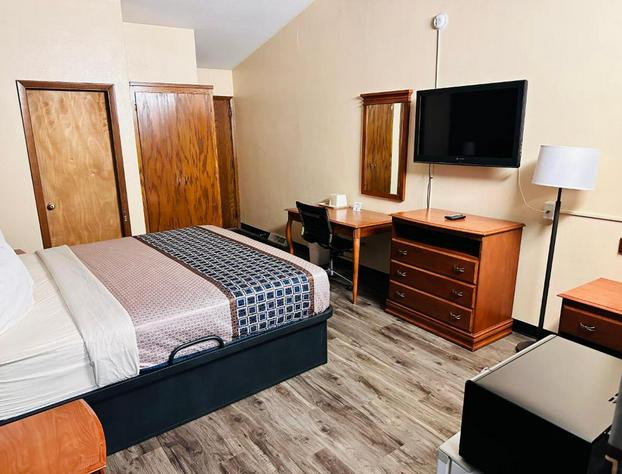 Regency Inn Hudson hotel detail image 4