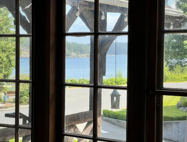 The Latch Inn hotel detail image 1