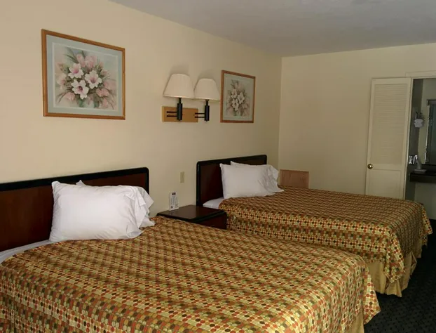 Economy Inn Toledo-Perrysburg hotel detail image 3