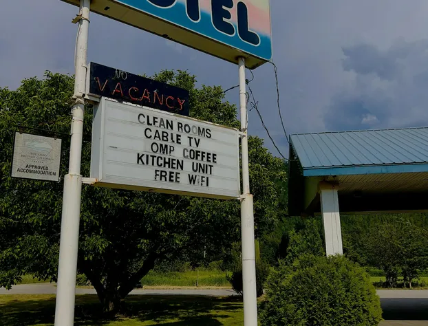 Monashee Motel hotel detail image 2