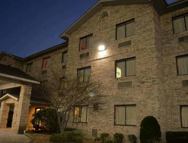 Brookshire Inn & Suites hotel detail image 1