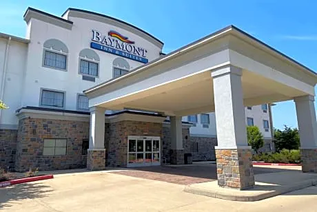 Baymont by Wyndham College Station hotel hero