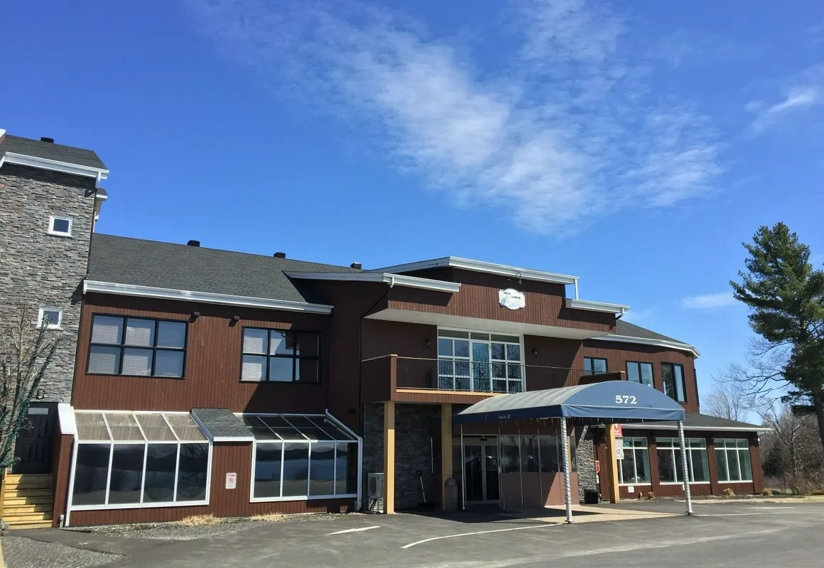 Hotel Lac-Brome hotel hero