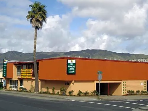 All Seasons Lodge hotel hero