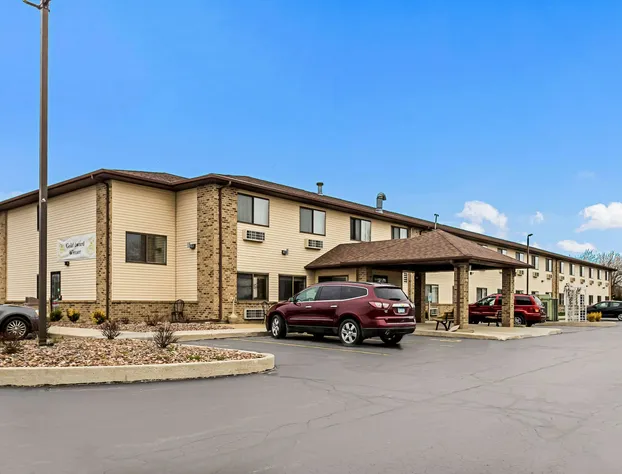 Quality Inn Sheboygan North I-43 hotel detail image 2