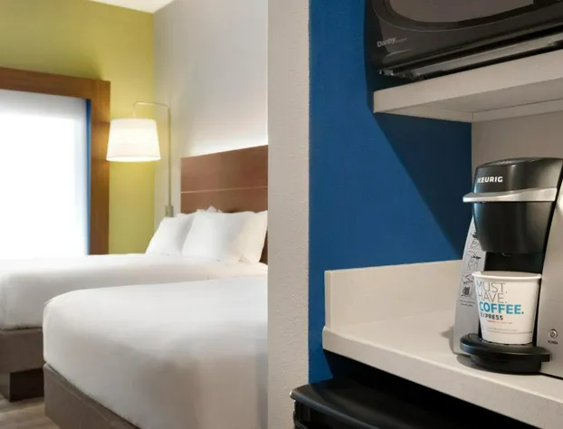 Holiday Inn Express & Suites-Cincinnati South - Wilder by IHG hotel detail image 4