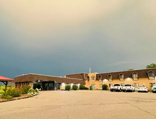 Hometown Inn & Suites hotel detail image 2