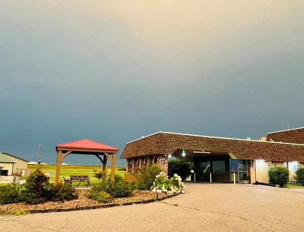 Hometown Inn & Suites hotel detail image 3