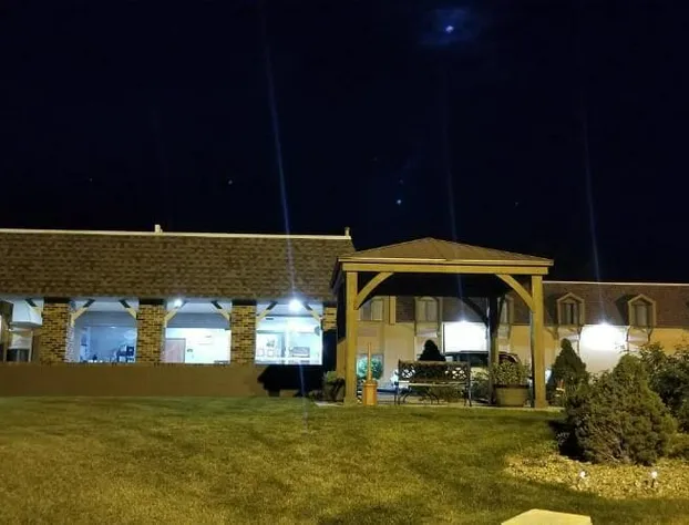 Hometown Inn & Suites hotel detail image 4