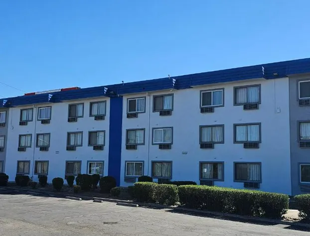 MetroParc 'nSuites hotel detail image 3