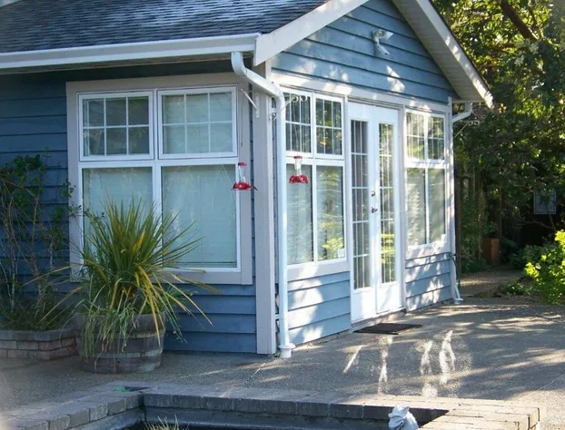 Moonlit Cove B&B hotel detail image 2