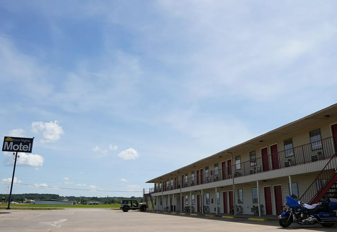 Southern Nights Motel hotel hero