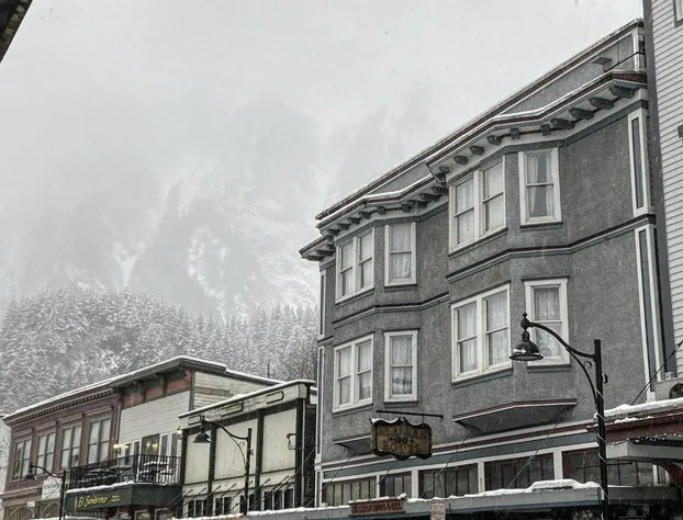 Alaskan Hotel and Bar hotel detail image 3