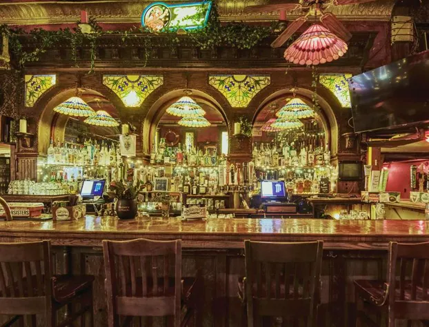 Alaskan Hotel and Bar hotel detail image 2