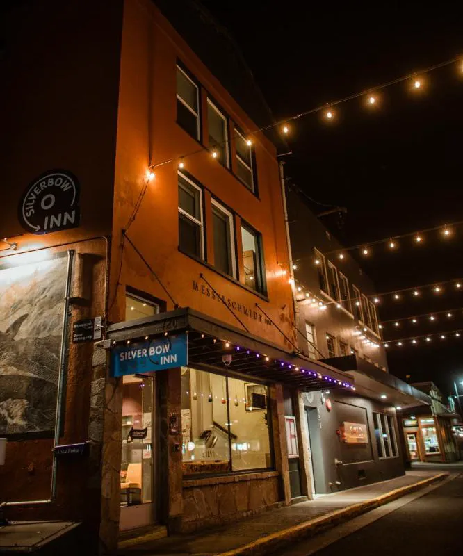 The Silverbow Inn hotel hero