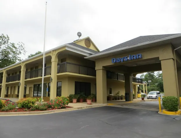 Days Inn by Wyndham Elberton hotel detail image 2