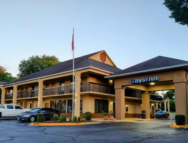 Days Inn by Wyndham Elberton hotel detail image 3