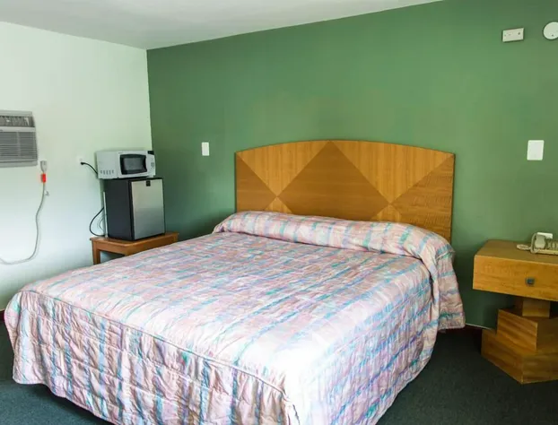 Bay Drive Motel hotel detail image 3