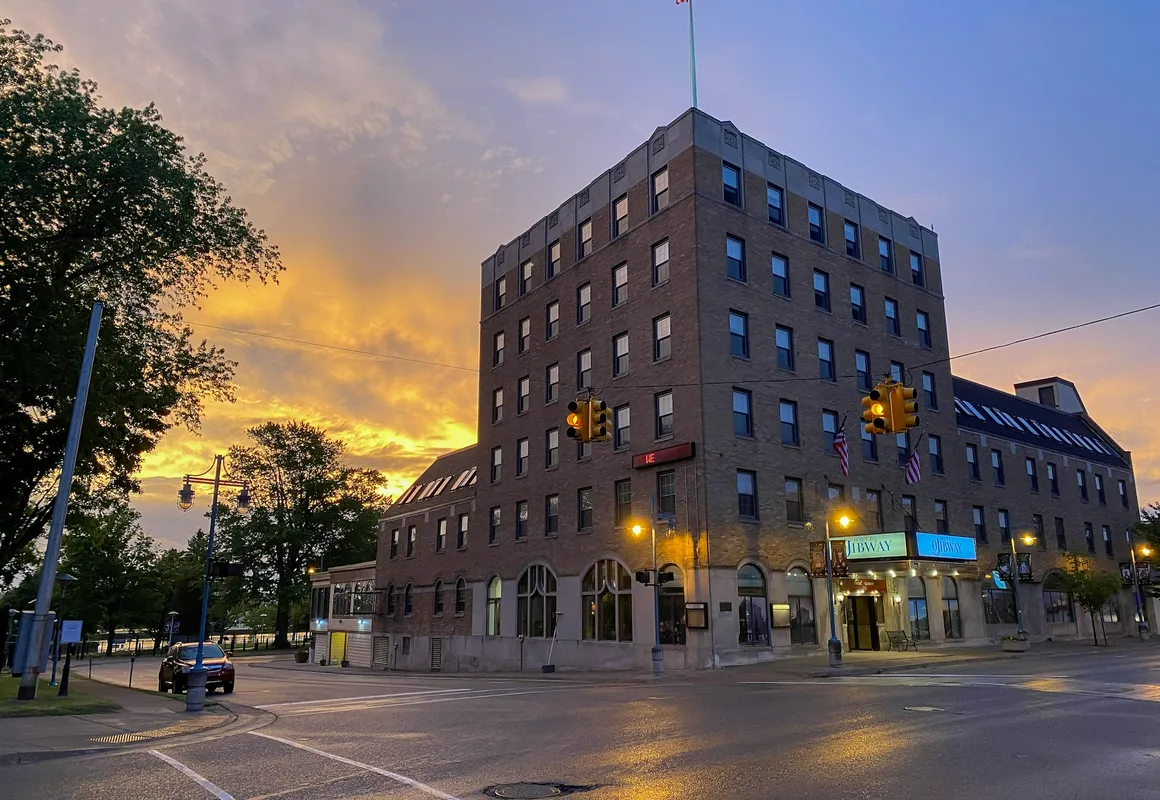 The Hotel Ojibway, Trademark Collection by Wyndham hotel hero