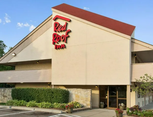 Red Roof Inn Detroit - Roseville/ St Clair Shores hotel detail image 1