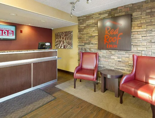 Red Roof Inn Detroit - Roseville/ St Clair Shores hotel detail image 3