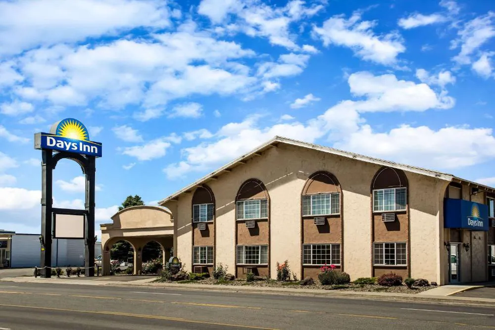 Days Inn by Wyndham Yakima hotel hero