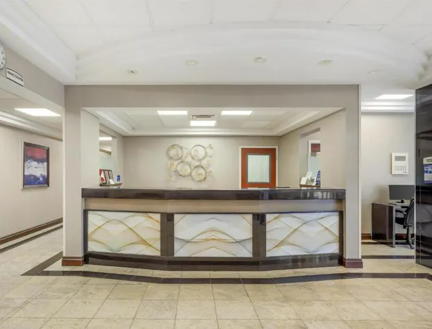 Best Western Plus Travel Hotel Toronto Airport hotel detail image 4