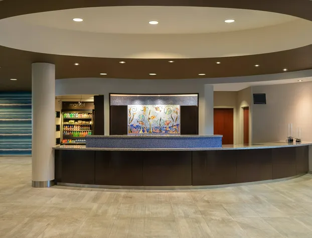 Courtyard by Marriott Fort Lauderdale Airport & Cruise Port hotel detail image 1
