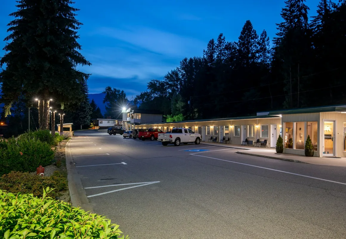 Glenwood Inn & Suites hotel hero