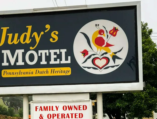 Judy's Motel Bedford hotel detail image 4