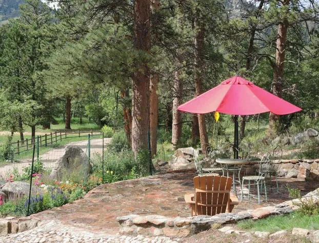 Riversong Inn Retreat hotel detail image 2