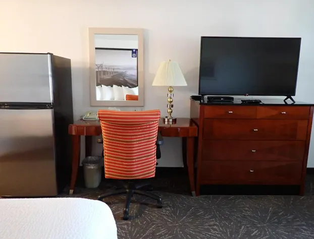 Days Inn by Wyndham Taber hotel detail image 4