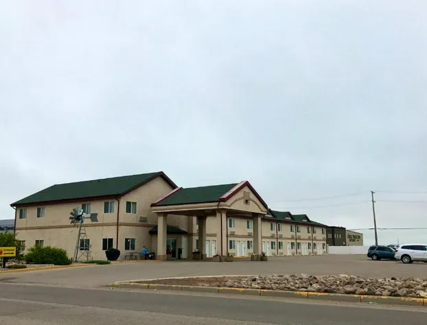 Super 8 by Wyndham Kindersley hotel detail image 4