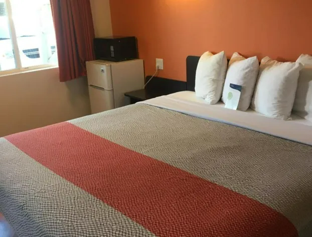 Motel 6 Bremerton, WA hotel detail image 3