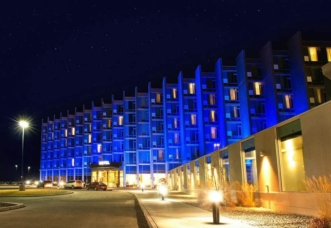 Grey Eagle Resort hotel hero