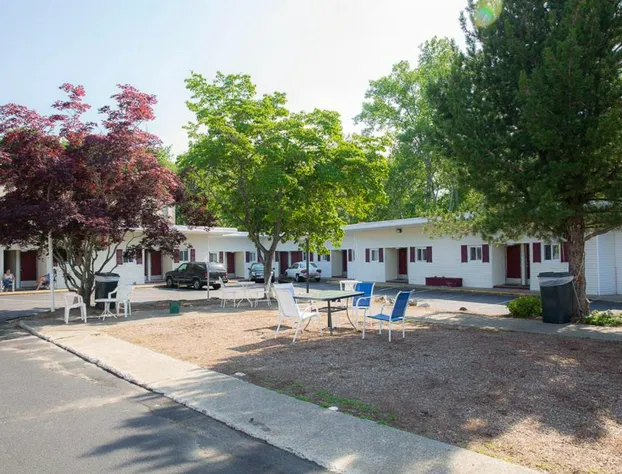 Bedford Motel hotel detail image 1