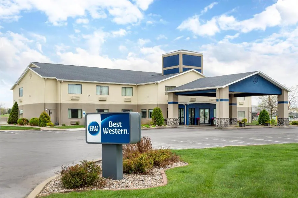 Best Western Brookfield hotel hero