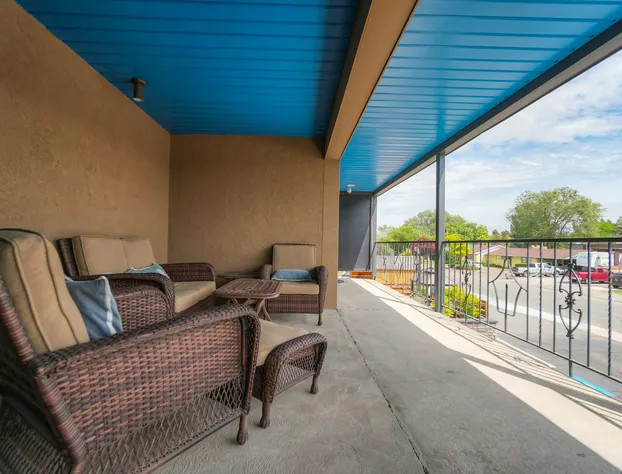 Blue Lakes Inn & Extended Stay hotel detail image 3