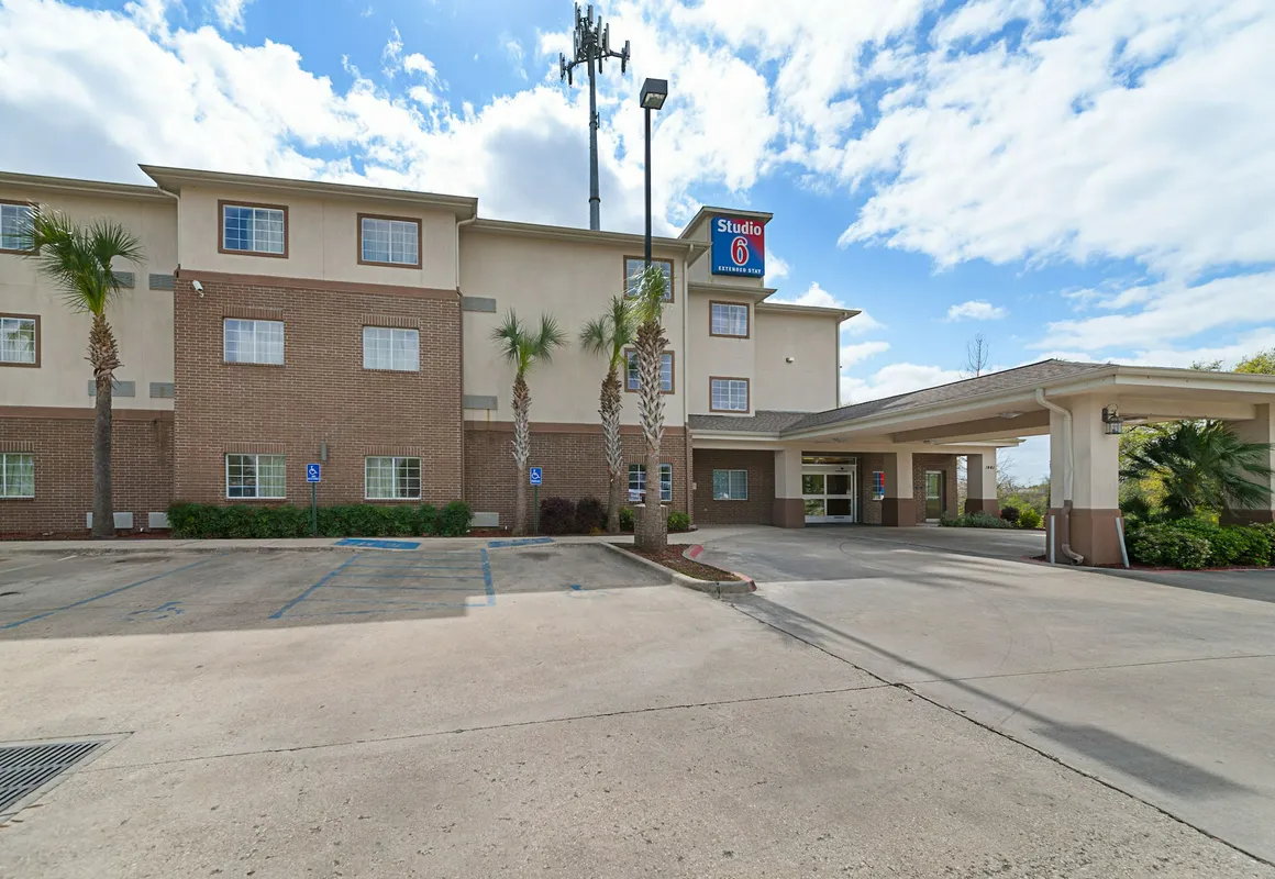 Studio 6 Lafayette, LA - Broussard hotel hero