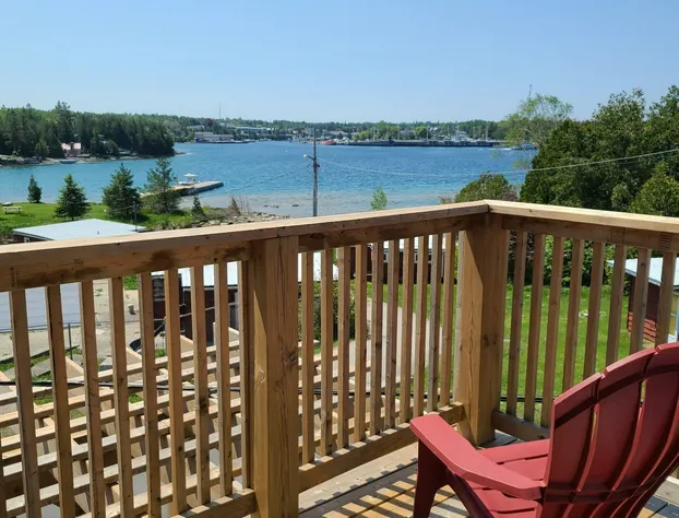 Tobermory Inn & Suites hotel detail image 1