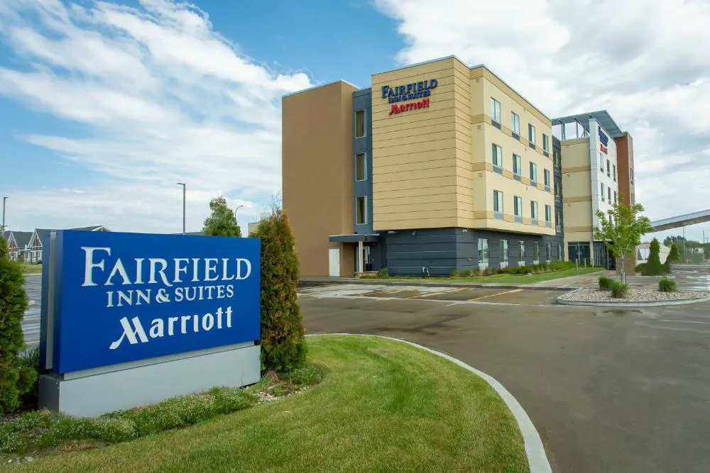 Fairfield Inn & Suites Jamestown hotel hero