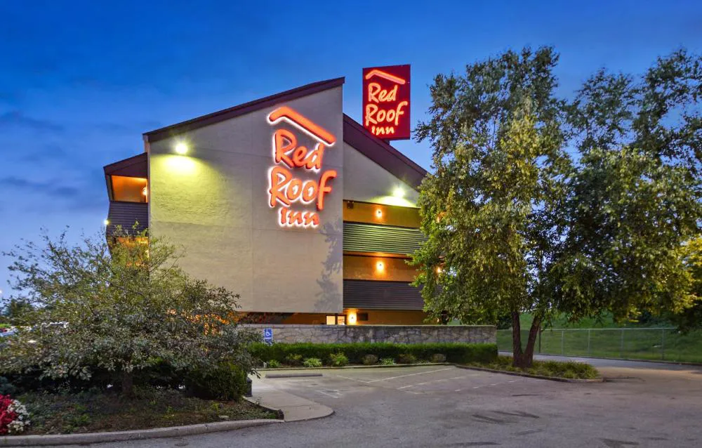 Red Roof Inn Louisville Expo Airport hotel hero